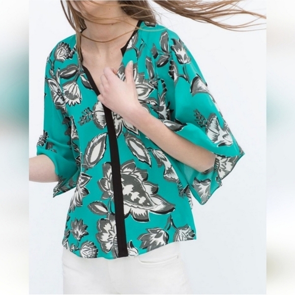 ZARA Basic Kimono Sleeves Large Floral Print Teal Blouse Top V Neckline Sz Small - Picture 9 of 9